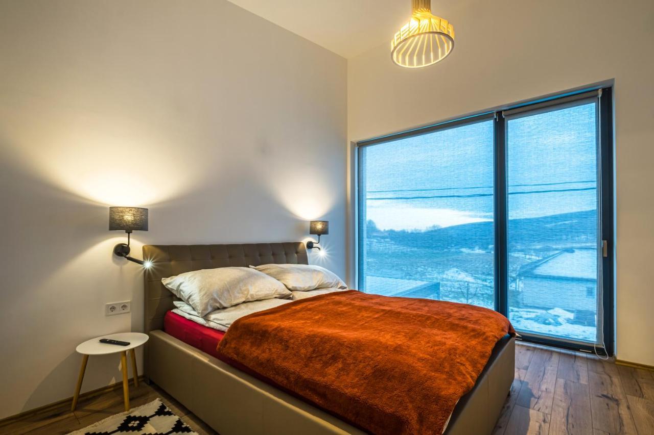 Epl Luxury Apartment Epleny Exterior photo
